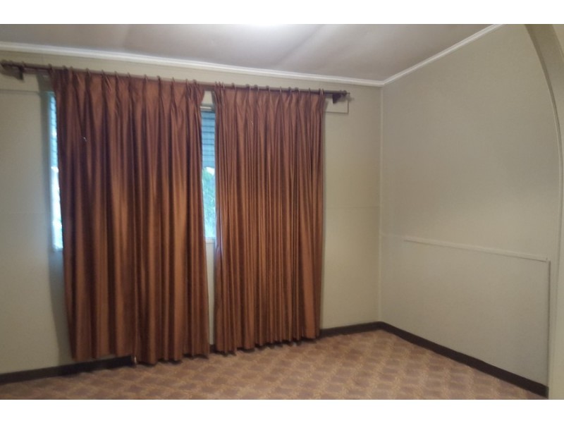 100 Bay Road, Bolton Point NSW 2283