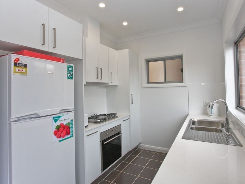 Room 1, 2/10 Steel Street, Jesmond NSW 2299