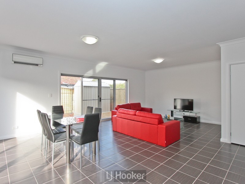 Room 1, 2/10 Steel Street, Jesmond NSW 2299