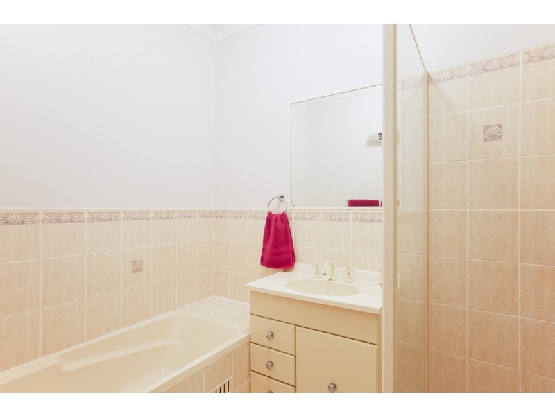 25 Delaware Drive, Macquarie Hills NSW 2285