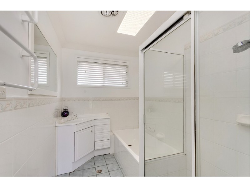 74 Alhambra Avenue, Macquarie Hills NSW 2285