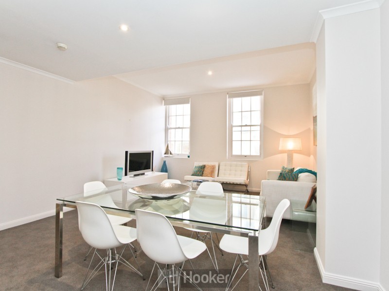 102/8 King Street, Newcastle NSW 2300