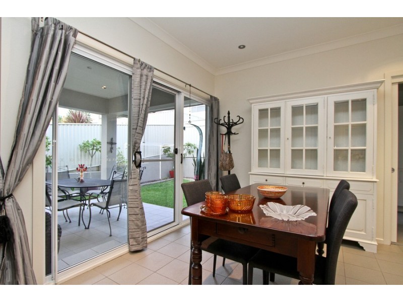 9 The Park Chase, Valentine NSW 2280