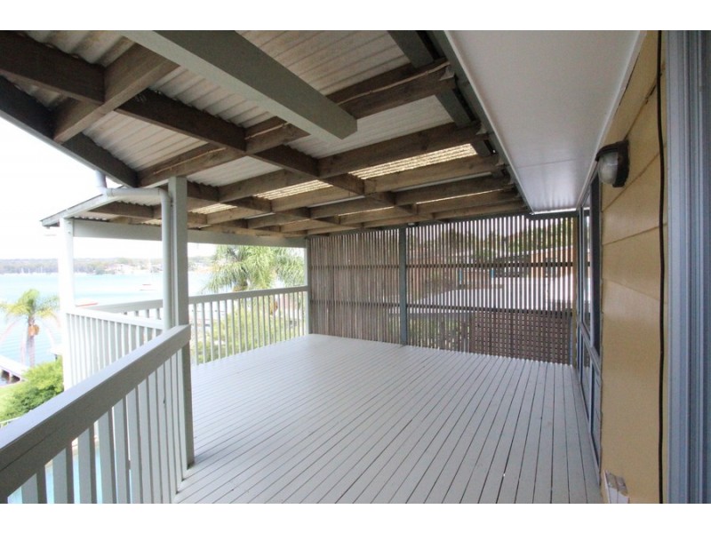 82 Sealand Road, Fishing Point NSW 2283