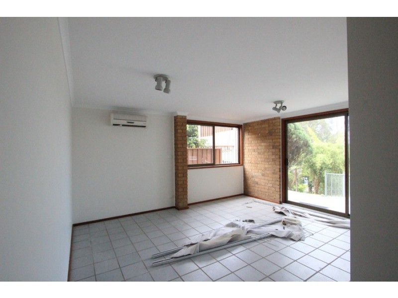 82 Sealand Road, Fishing Point NSW 2283