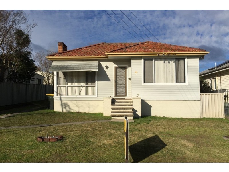 22 Lake Road, Fennell Bay NSW 2283