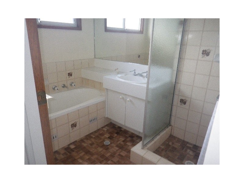 2 Awaba Street, Fassifern NSW 2283