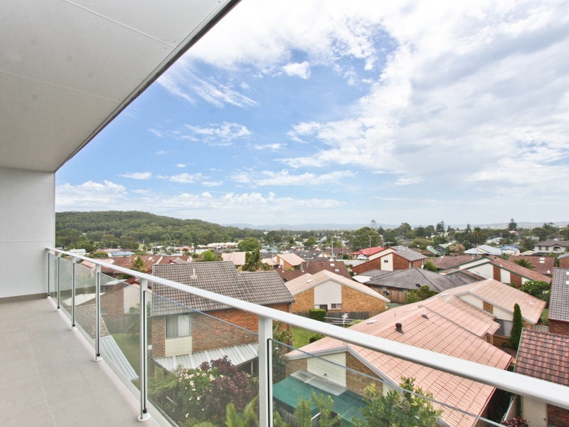 13/60 Caves Beach Road, Caves Beach NSW 2281