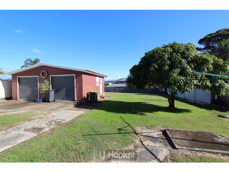 7 Bonarius Street, Warners Bay NSW 2282