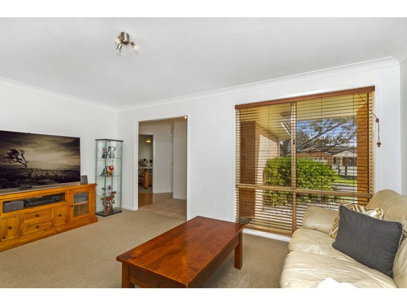 17 Gundaroo Circuit, Maryland NSW 2287