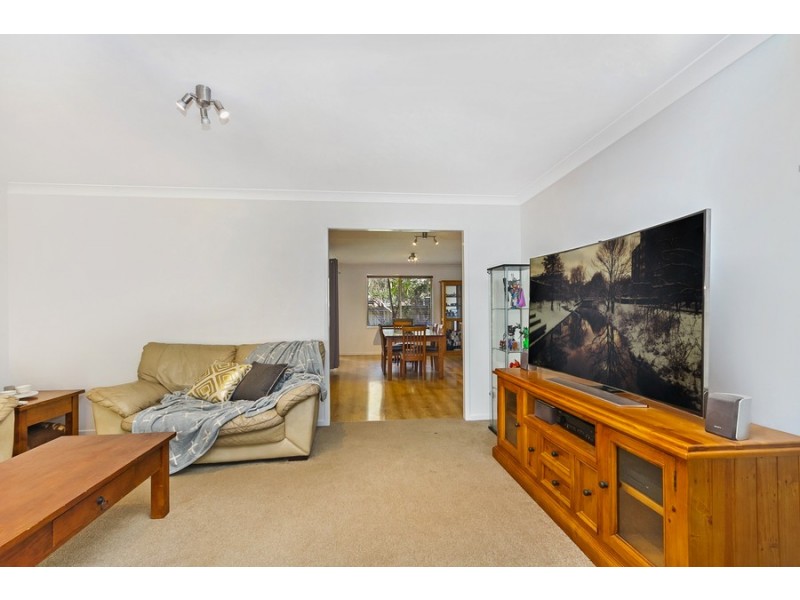 17 Gundaroo Circuit, Maryland NSW 2287