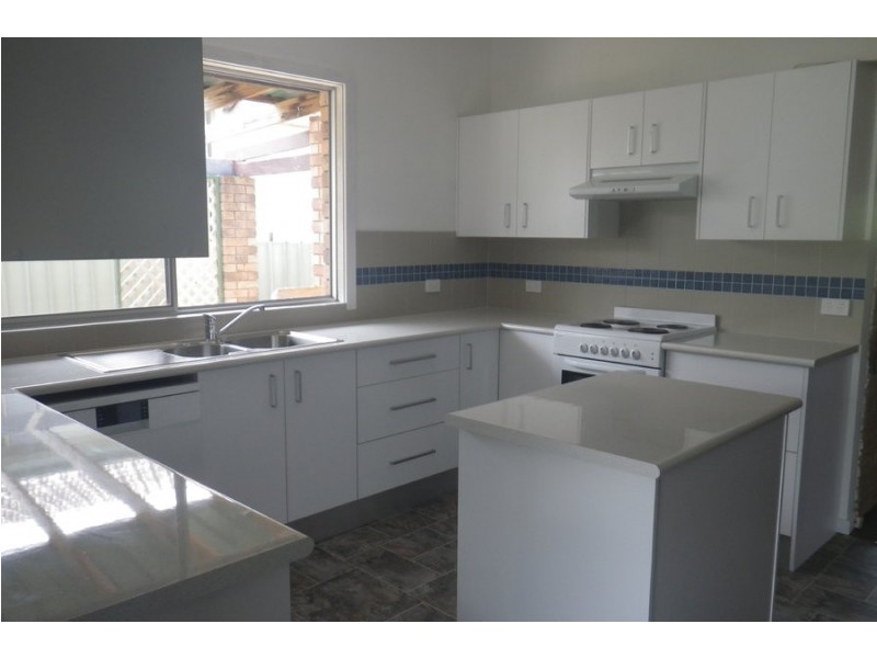 102 Ridge Road, Kilaben Bay NSW 2283