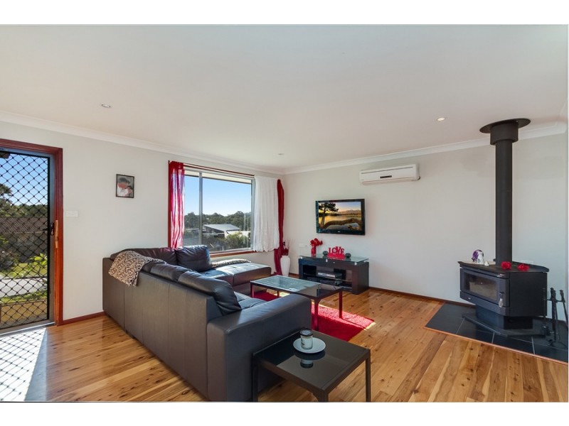 7 Muswellbrook Crescent, Booragul NSW 2284