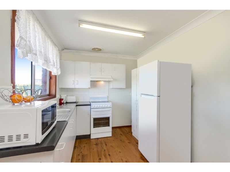 7 Muswellbrook Crescent, Booragul NSW 2284