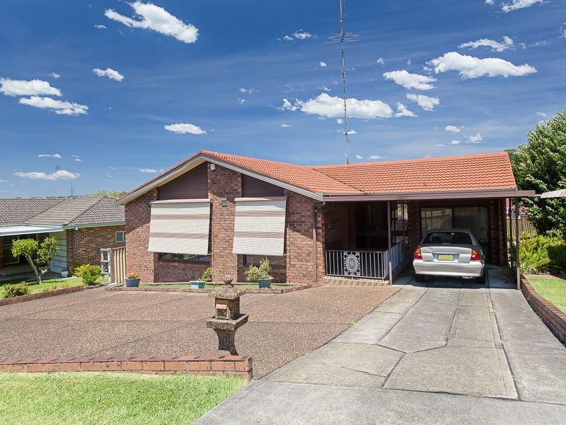 26 Tomaga Parade, Mount Hutton NSW 2290