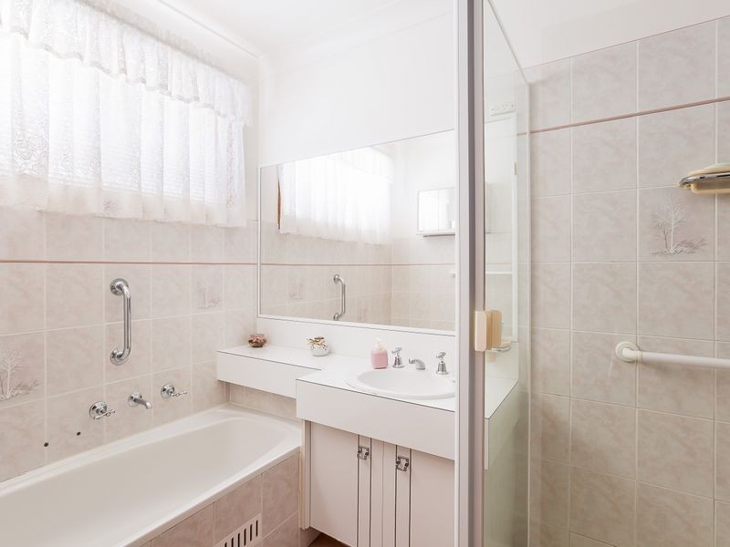 26 Tomaga Parade, Mount Hutton NSW 2290