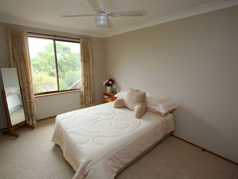 49 Carlisle Row, Fishing Point NSW 2283