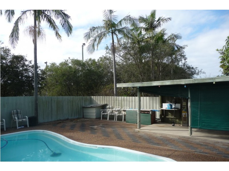 12 Elizabeth Street, Eleebana NSW 2282