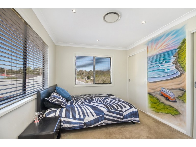 11 Winston Street, Croudace Bay NSW 2280