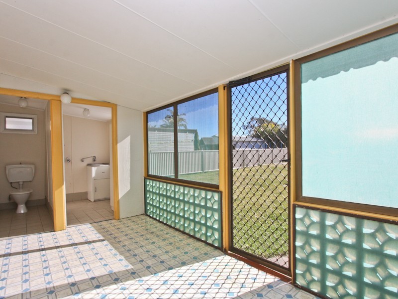 26 St Johns Drive, Croudace Bay NSW 2280