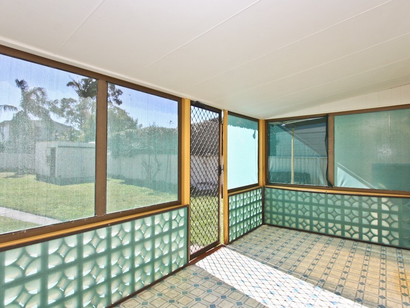 26 St Johns Drive, Croudace Bay NSW 2280
