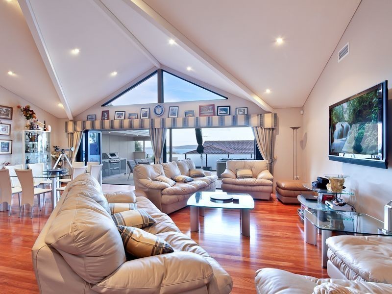 2/43 Excelsior Parade, Carey Bay NSW 2283