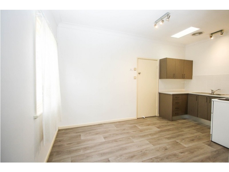 39 Fairfax Road, Warners Bay NSW 2282