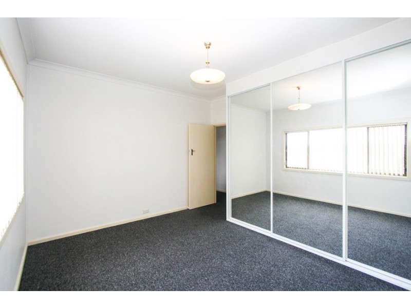 39 Fairfax Road, Warners Bay NSW 2282