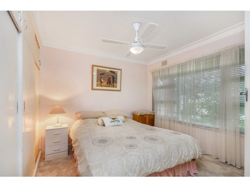23 Beach Street, Belmont South NSW 2280