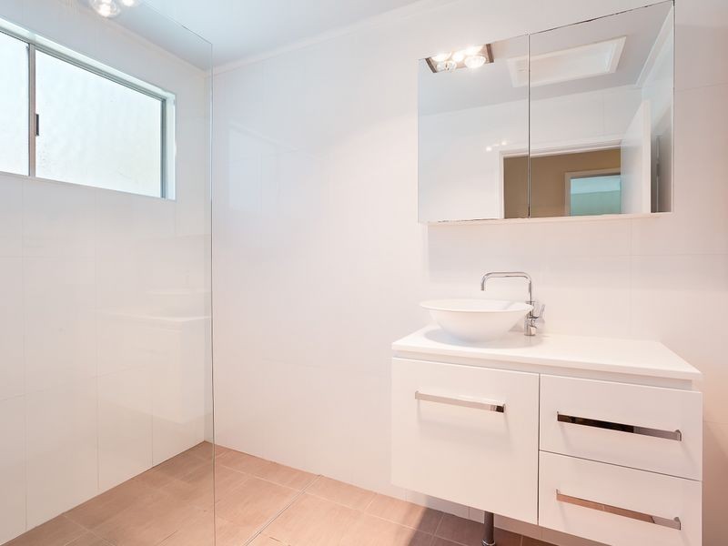 2 Redondo Road, Valentine NSW 2280