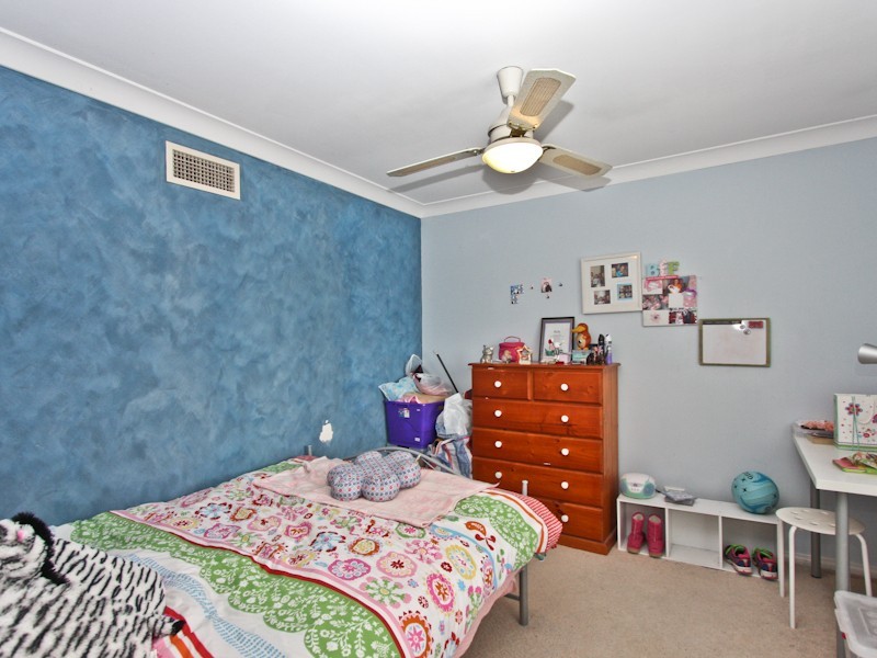 4 Pannamena Crescent, Eleebana NSW 2282