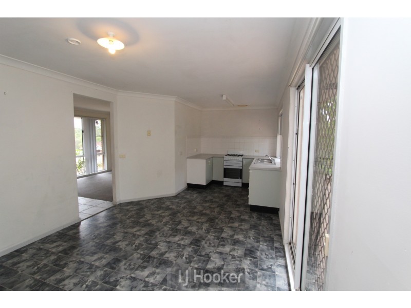 33 Atlanta Avenue, Woodrising NSW 2284