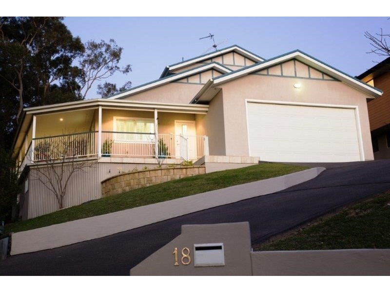 18 Sassafras Close, Valentine NSW 2280