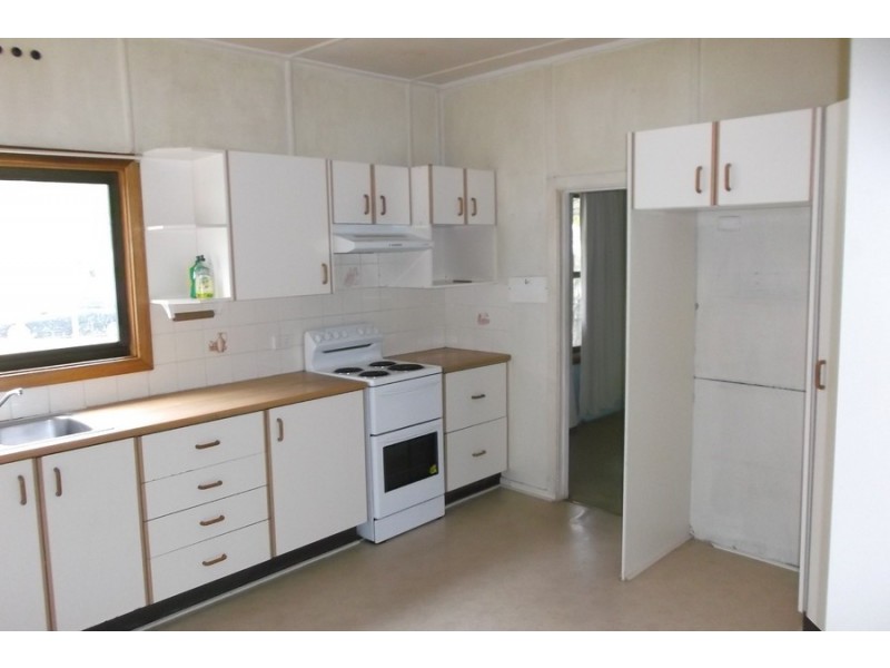 80 Marmong Street, Marmong Point NSW 2284