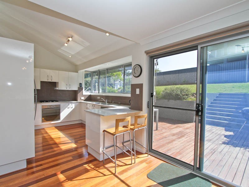 16 The Hill, Valentine NSW 2280