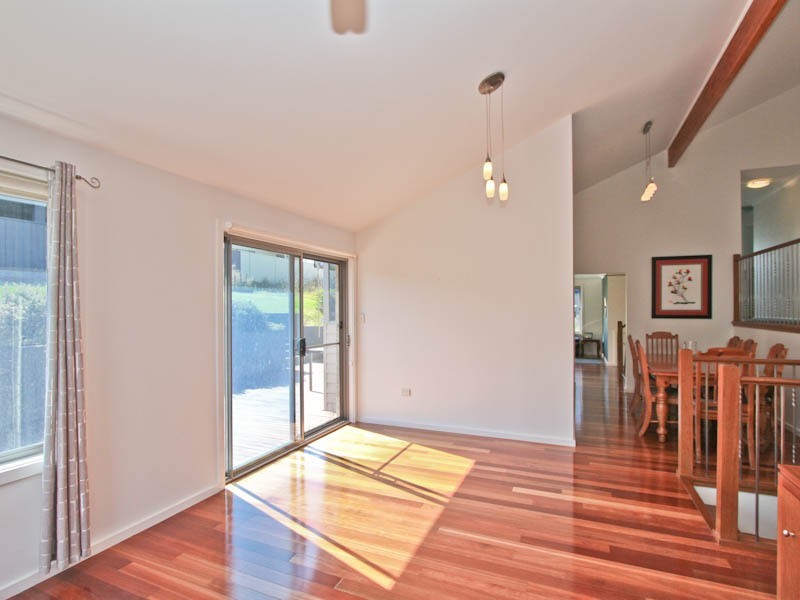 16 The Hill, Valentine NSW 2280