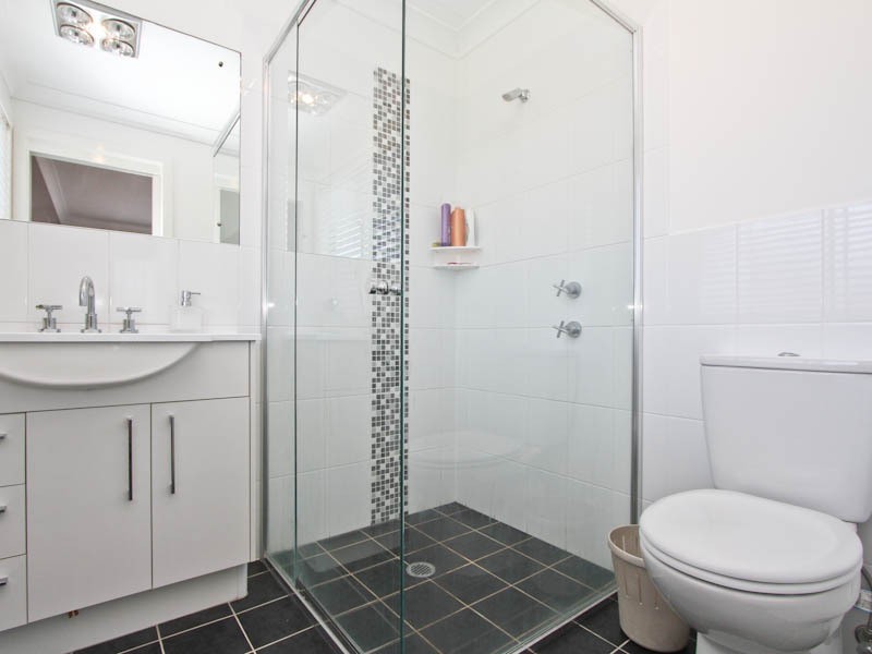 16 The Hill, Valentine NSW 2280