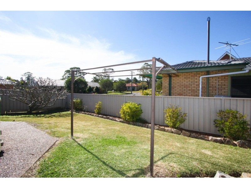 6/4 Delta Close, Eleebana NSW 2282