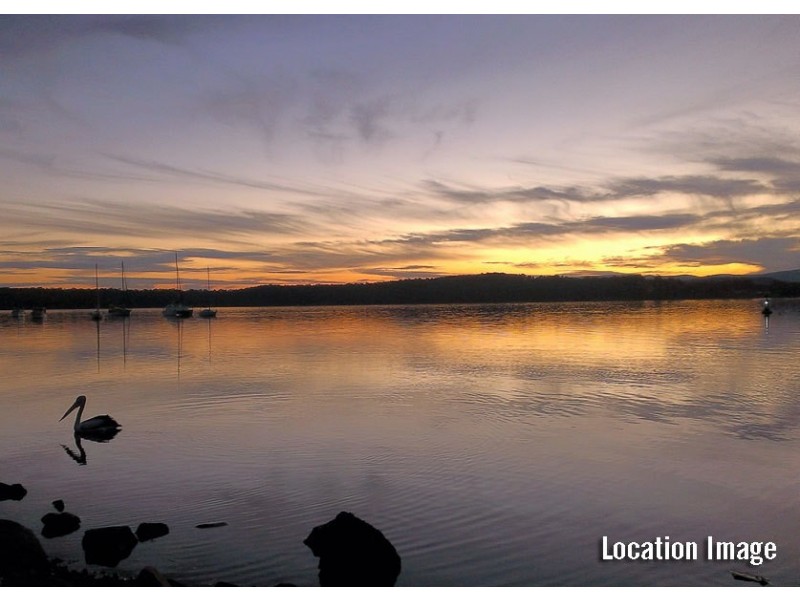 6/4 Delta Close, Eleebana NSW 2282