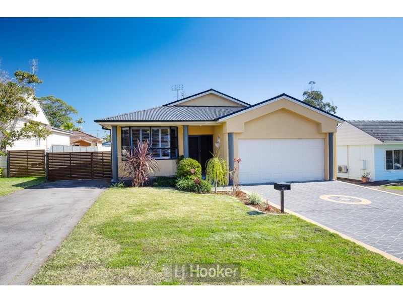 12 Coane Street, Warners Bay NSW 2282