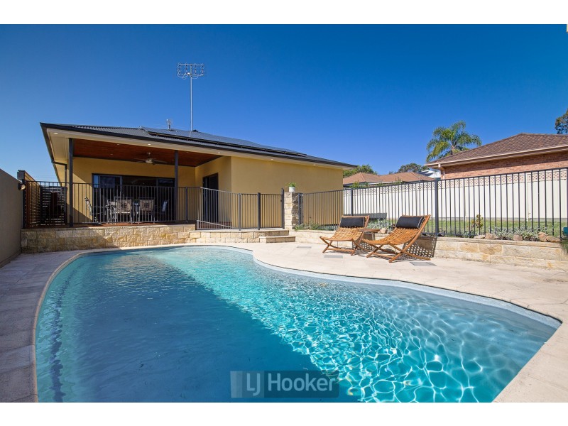 12 Coane Street, Warners Bay NSW 2282