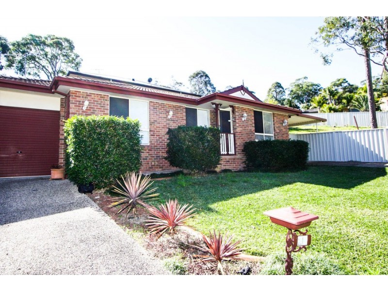 27 Endeavour Close, Woodrising NSW 2284