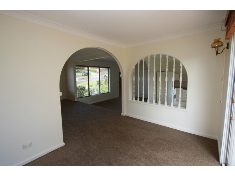 6 OAK Avenue, Cardiff NSW 2285