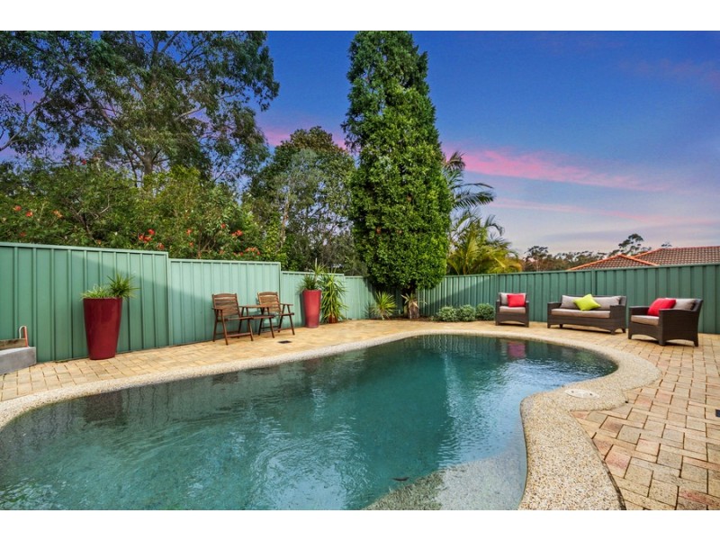 10 Toohey Cove, Eleebana NSW 2282