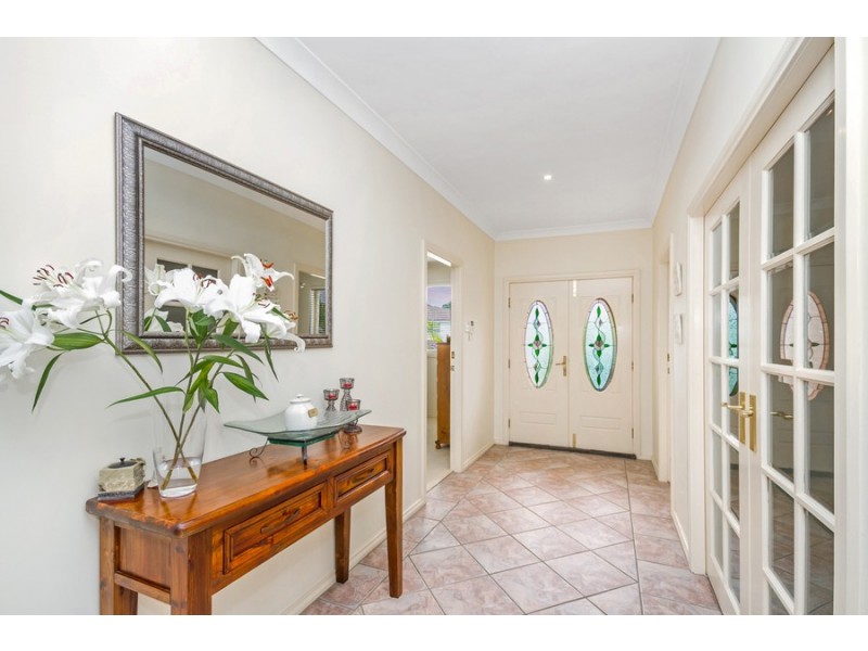 10 Toohey Cove, Eleebana NSW 2282