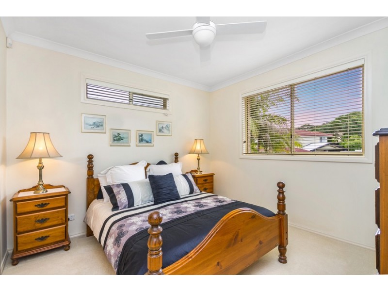 10 Toohey Cove, Eleebana NSW 2282