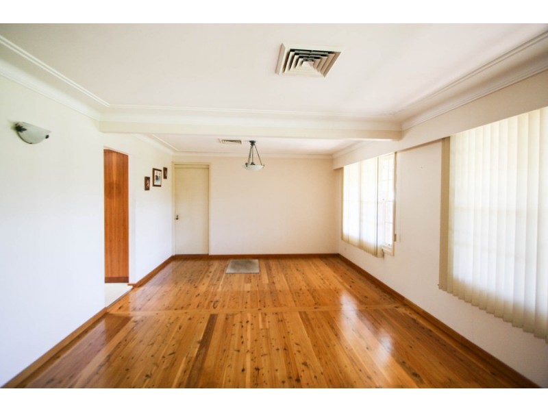 27 Berringar Road, Valentine NSW 2280