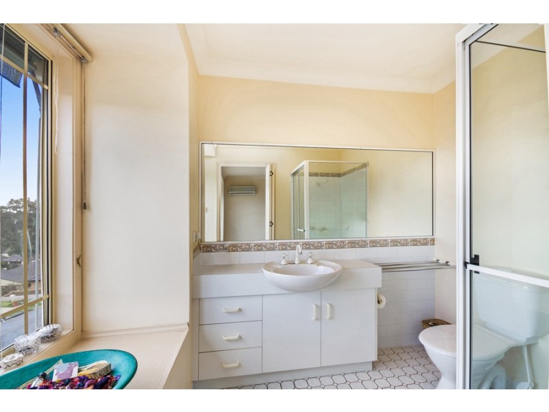 14 Rosebery Avenue, Macquarie Hills NSW 2285