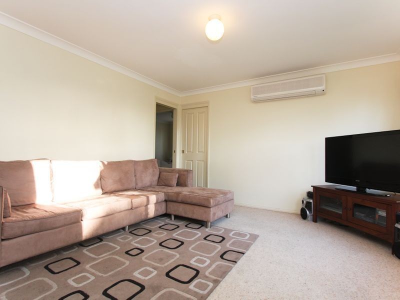 2 Mills Street, Warners Bay NSW 2282