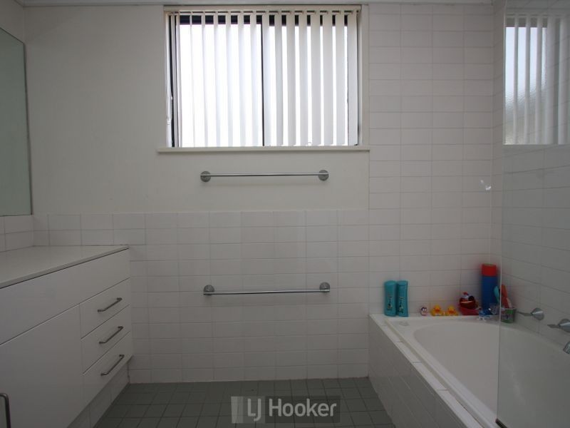 3/7 Howard Street, Warners Bay NSW 2282